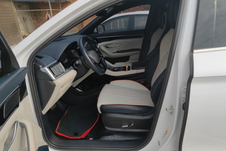 Used BYD Song PLUS New Energy 2023 Champion Edition DM-i 110KM Flagship Model Left Front Seat