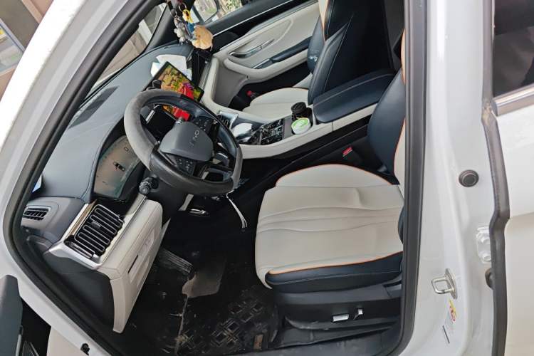 Used BYD Song PLUS New Energy 2023 Champion Edition DM-i 110KM Flagship Model Left Front Seat