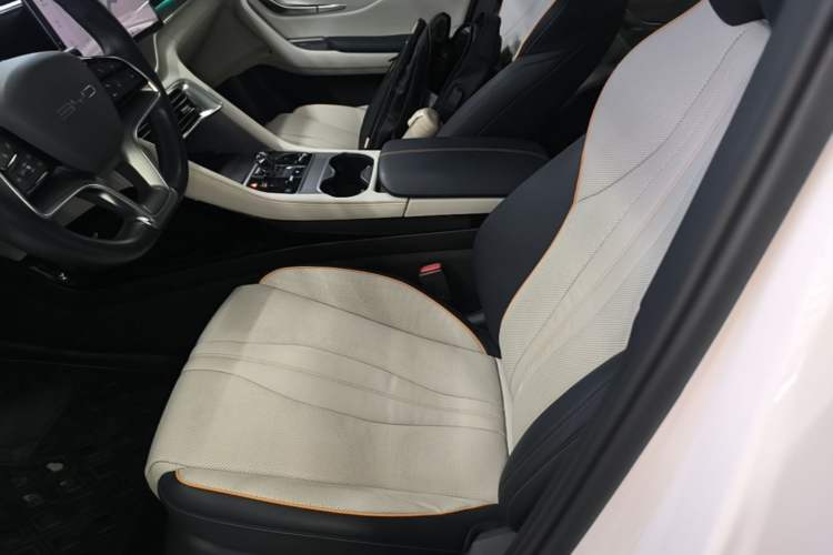 Used BYD Song PLUS New Energy 2023 Champion Edition EV 520KM Flagship Model Left Front Seat