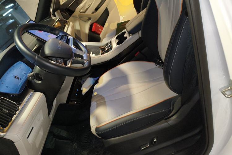 Used BYD Song PLUS New Energy 2023 Champion Edition DM-i 150KM Flagship PLUS Left Front Seat