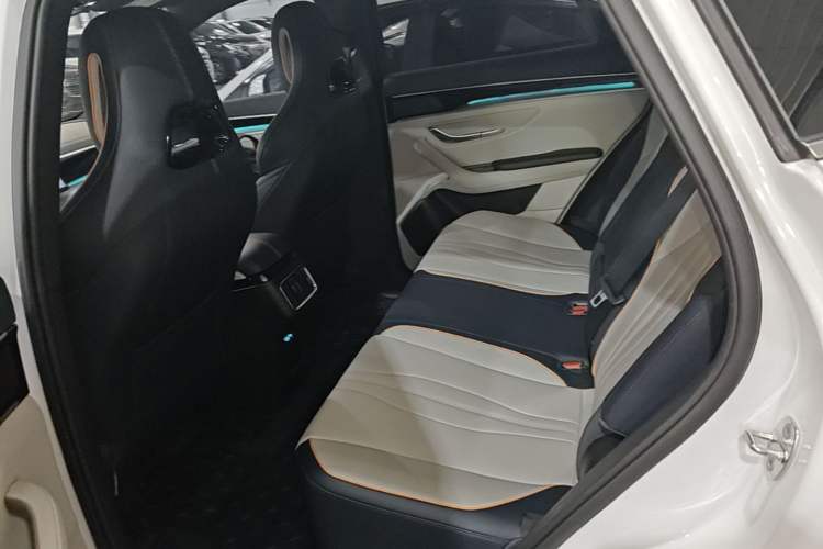 Used BYD Song PLUS New Energy 2023 Champion Edition DM-i 110KM Flagship Model Left Rear Seat