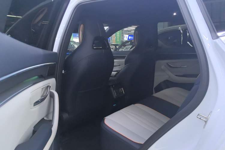 Used BYD Song PLUS New Energy 2023 Champion Edition DM-i 110KM Flagship PLUS Left Rear Seat