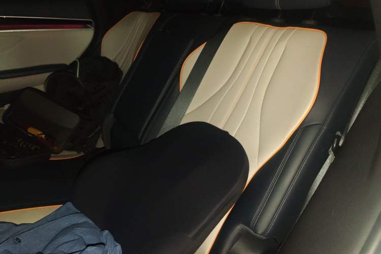 Used BYD Song PLUS New Energy 2023 Champion Edition DM-i 110KM Flagship PLUS Left Rear Seat