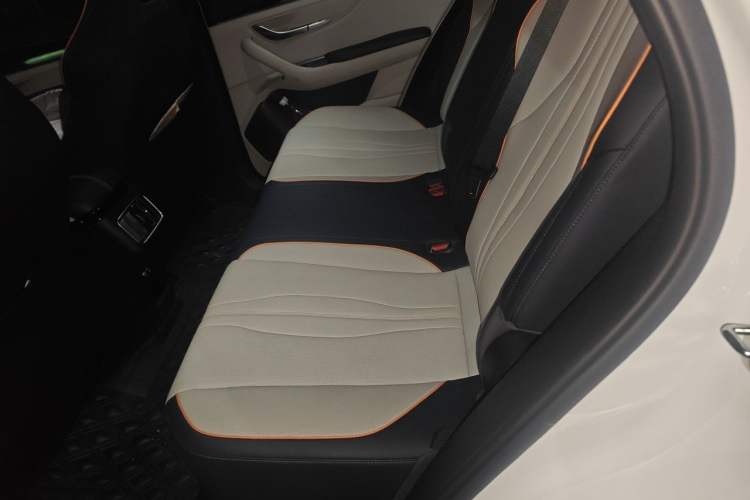 Used BYD Song PLUS New Energy 2023 Champion Edition EV 520KM Flagship Model Left Rear Seat