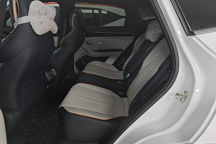 Used BYD Song PLUS New Energy 2023 Champion Edition DM-i 110KM Flagship Model Left Rear Seat