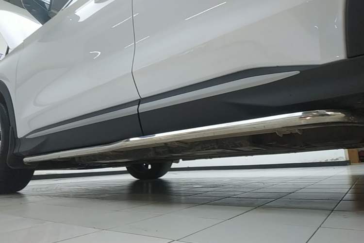 Used BYD Song PLUS New Energy 2023 Champion Edition DM-i 110KM Flagship PLUS Left Side Sill