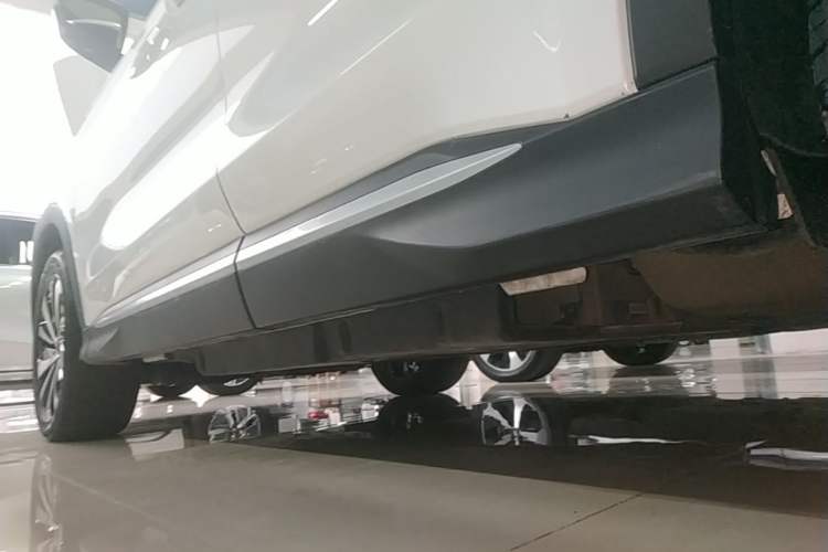 Used BYD Song PLUS New Energy 2023 Champion Edition DM-i 150KM Flagship PLUS Left Side Sill