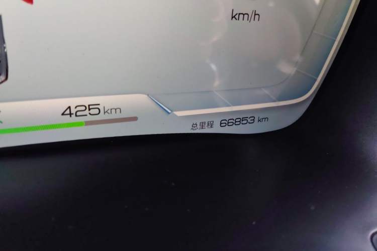 Used BYD Song PLUS New Energy 2023 Champion Edition EV 520KM Prestige Model Odometer Close Up