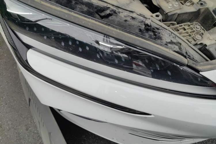 Used BYD Song PLUS New Energy 2023 Champion Edition DM-i 110KM Flagship Model Right Front Headlight