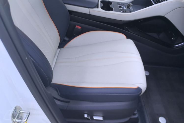 Used BYD Song PLUS New Energy 2023 Champion Edition DM-i 110KM Flagship PLUS Right Front Seat