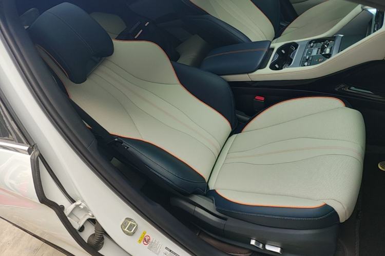 Used BYD Song PLUS New Energy 2023 Champion Edition DM-i 110KM Flagship PLUS Right Front Seat