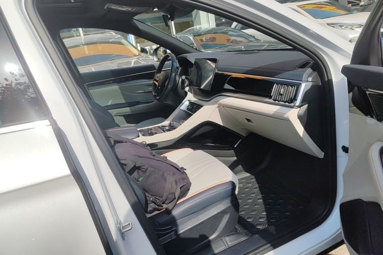 Used BYD Song PLUS New Energy 2023 Champion Edition DM-i 110KM Flagship Model Right Front Seat