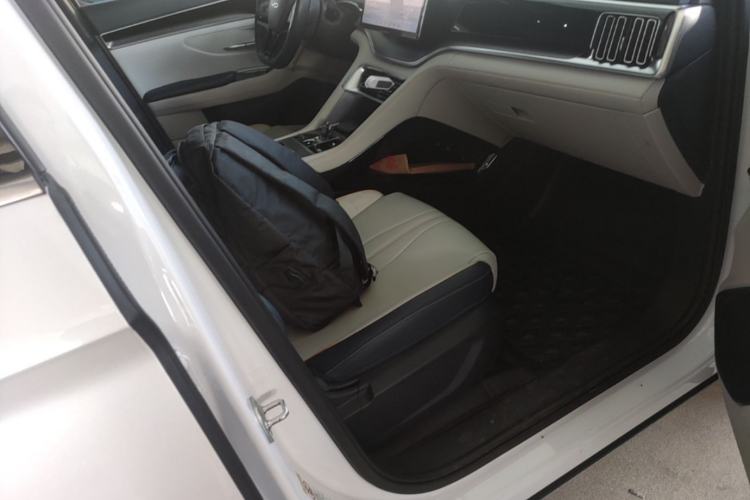 Used BYD Song PLUS New Energy 2023 Champion Edition EV 520KM Luxury Model Right Front Seat