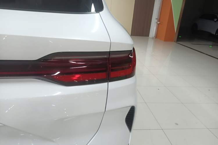 Used BYD Song PLUS New Energy 2023 Champion Edition DM-i 150KM Flagship PLUS Right Rear Taillight