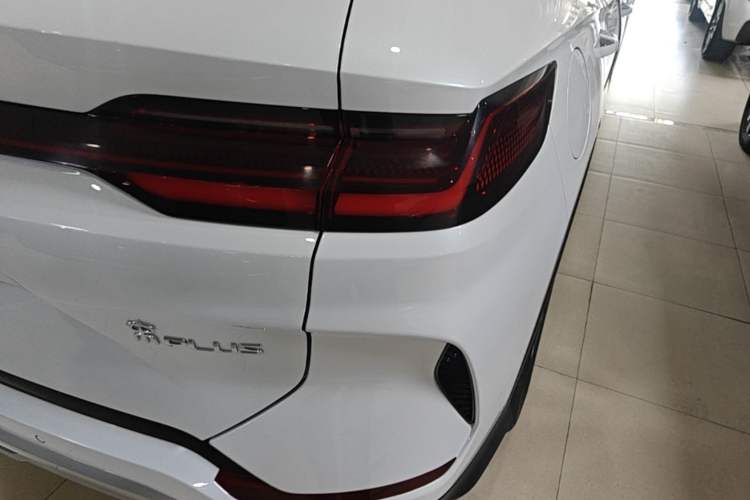 Used BYD Song PLUS New Energy 2023 Champion Edition DM-i 110KM Flagship Model Right Rear Taillight