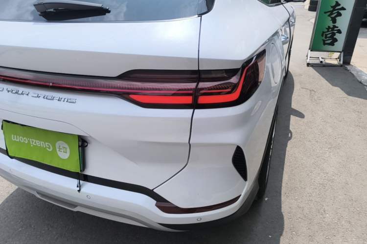 Used BYD Song PLUS New Energy 2023 Champion Edition EV 520KM Flagship Model Right Rear Taillight