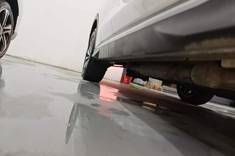 Used BYD Song PLUS New Energy 2023 Champion Edition DM-i 110KM Flagship Model Right Side Sill