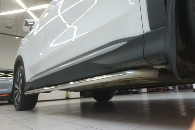 Used BYD Song PLUS New Energy 2023 Champion Edition DM-i 110KM Flagship PLUS Right Side Sill