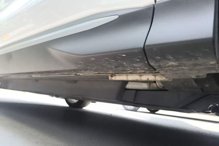 Used BYD Song PLUS New Energy 2023 Champion Edition EV 520KM Flagship Model Right Side Sill
