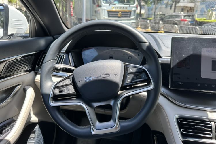 Used BYD Song PLUS New Energy 2023 Champion Edition DM-i 110KM Flagship PLUS Steering Wheel