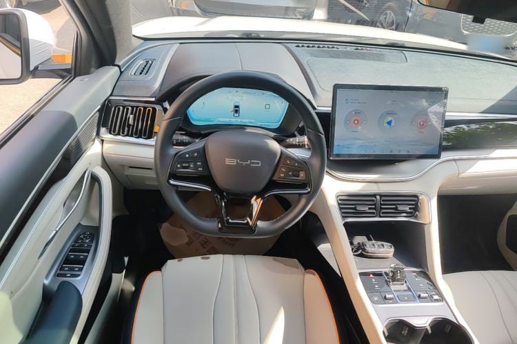 Used BYD Song PLUS New Energy 2023 Champion Edition DM-i 110KM Flagship Model Steering Wheel