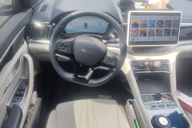 Used BYD Song PLUS New Energy 2023 Champion Edition EV 520KM Prestige Model Steering Wheel