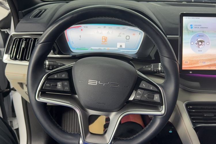 Used BYD Song PLUS New Energy 2023 Champion Edition DM-i 110KM Flagship PLUS Steering Wheel