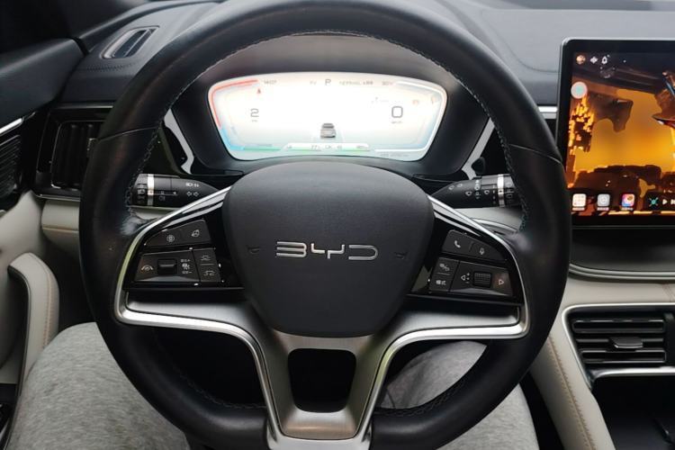 Used BYD Song PLUS New Energy 2023 Champion Edition DM-i 110KM Flagship PLUS Steering Wheel