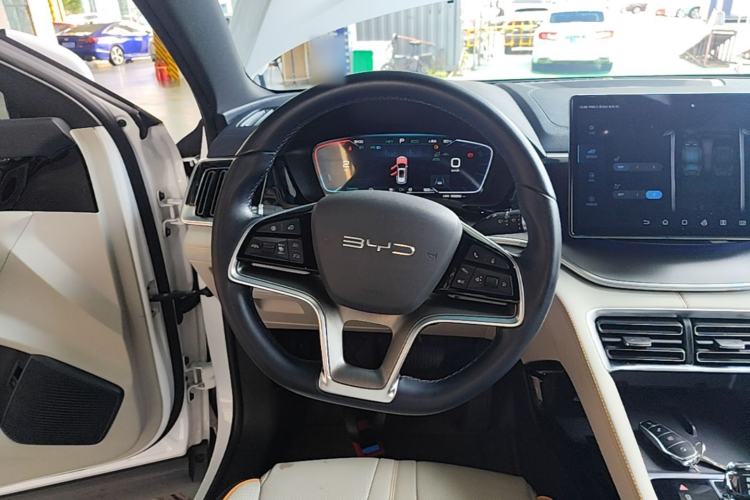 Used BYD Song PLUS New Energy 2023 Champion Edition DM-i 110KM Flagship PLUS Steering Wheel