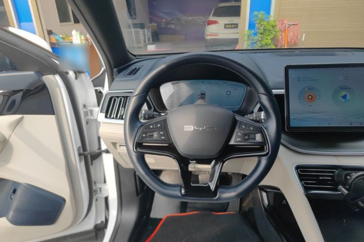 Used BYD Song PLUS New Energy 2023 Champion Edition DM-i 110KM Flagship Model Steering Wheel