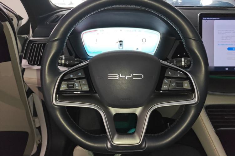 Used BYD Song PLUS New Energy 2023 Champion Edition DM-i 110KM Flagship PLUS Steering Wheel