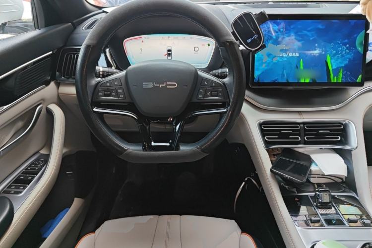 Used BYD Song PLUS New Energy 2023 Champion Edition DM-i 110KM Flagship Model Steering Wheel