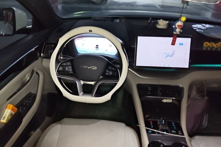 Used BYD Song PLUS New Energy 2023 Champion Edition DM-i 110KM Flagship PLUS Steering Wheel