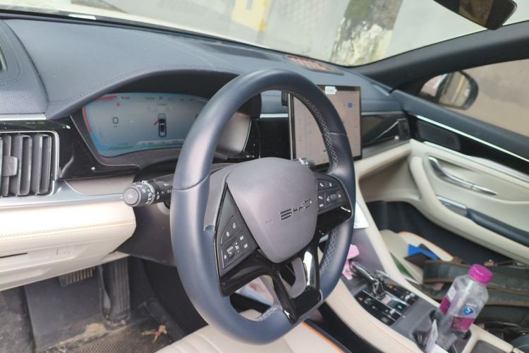 Used BYD Song PLUS New Energy 2023 Champion Edition EV 520KM Prestige Model Steering Wheel