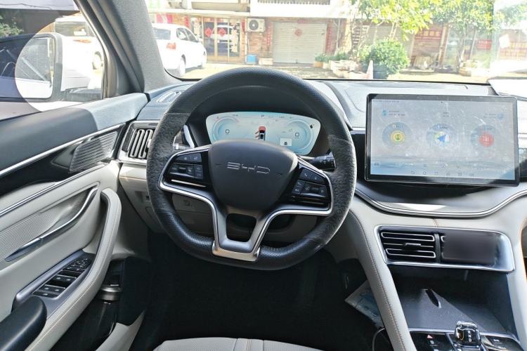 Used BYD Song PLUS New Energy 2023 Champion Edition DM-i 110KM Flagship PLUS Steering Wheel