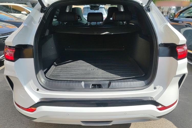 Used BYD Song PLUS New Energy 2023 Champion Edition DM-i 110KM Flagship Model Trunk