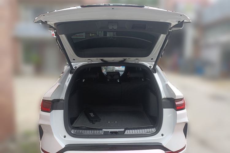 Used BYD Song PLUS New Energy 2023 Champion Edition DM-i 150KM Flagship PLUS Trunk