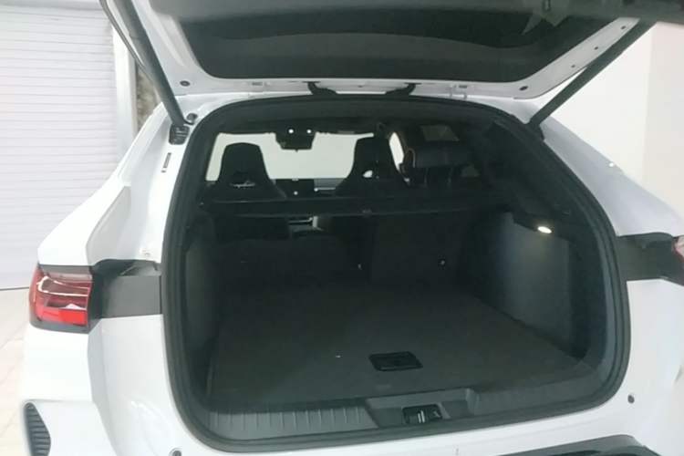 Used BYD Song PLUS New Energy 2023 Champion Edition DM-i 110KM Flagship PLUS Trunk