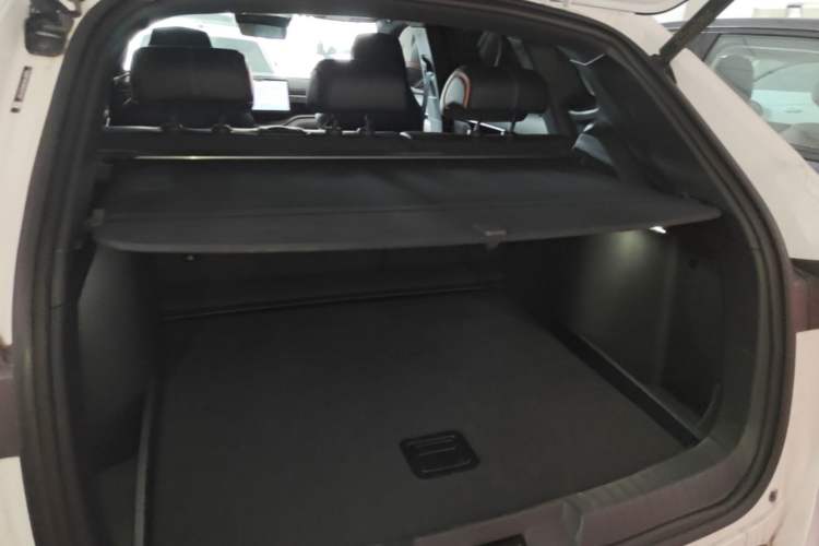 Used BYD Song PLUS New Energy 2023 Champion Edition DM-i 110KM Flagship PLUS Trunk