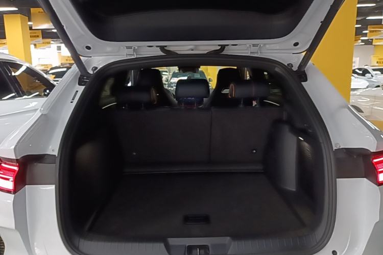 Used BYD Song PLUS New Energy 2023 Champion Edition EV 605KM Flagship PLUS Trunk