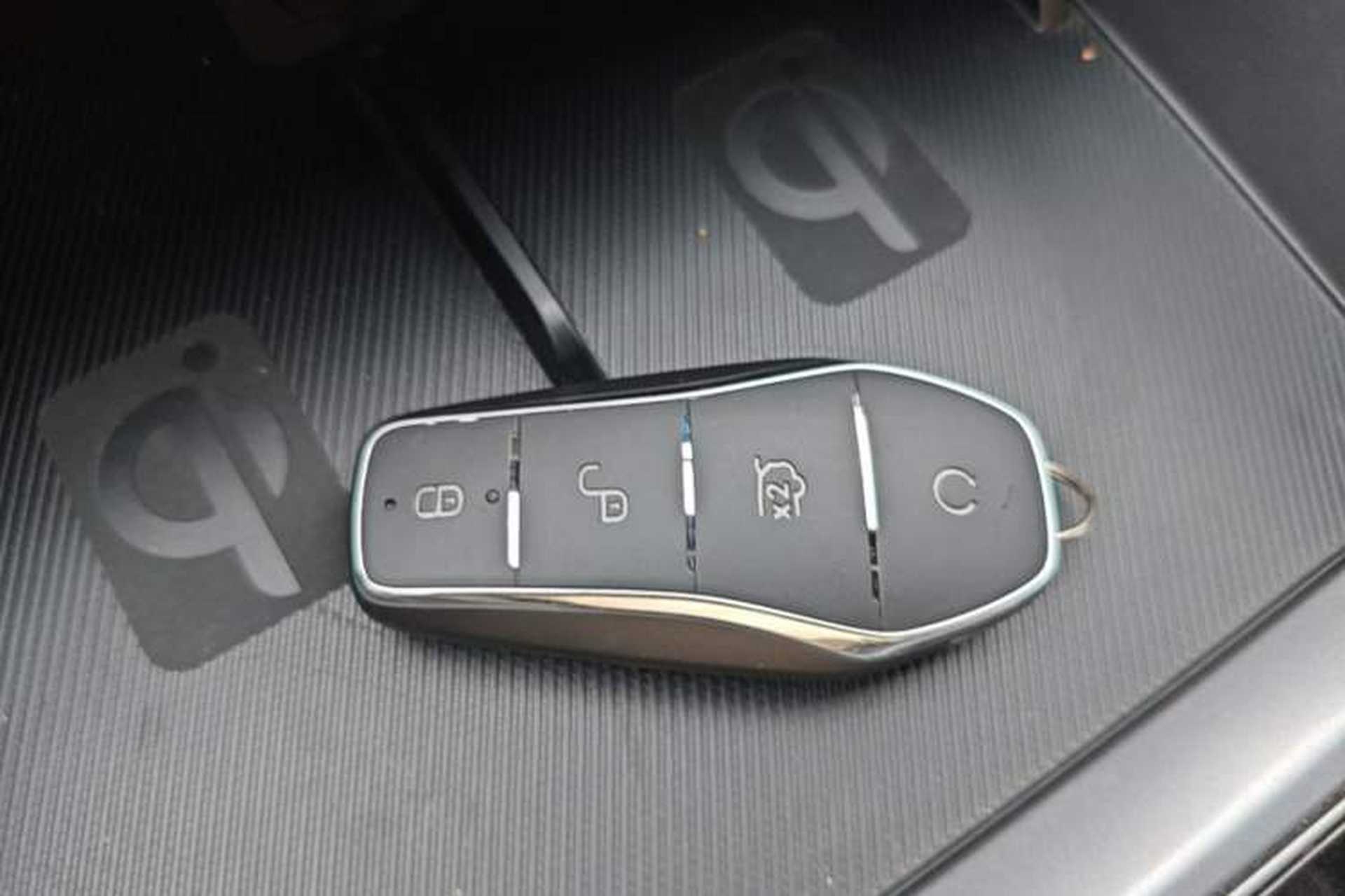 Used BYD Song PLUS New Energy 2023 Champion Edition EV 605KM Flagship PLUS Vehicle Key