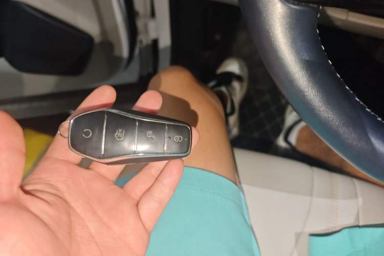 Used BYD Song PLUS New Energy 2023 Champion Edition EV 520KM Luxury Model Vehicle Key
