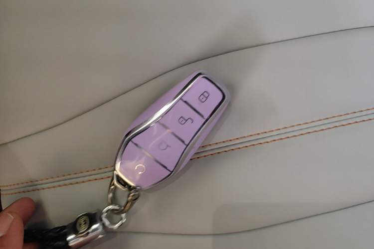 Used BYD Song PLUS New Energy 2023 Champion Edition DM-i 110KM Flagship Model Vehicle Key
