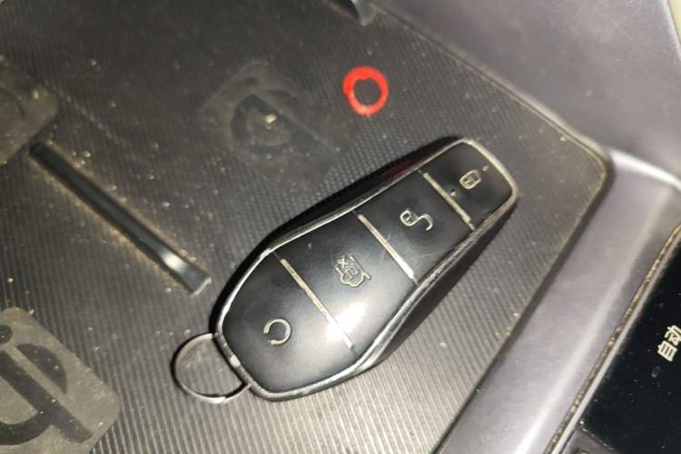 Used BYD Song PLUS New Energy 2023 Champion Edition EV 605KM Flagship PLUS Vehicle Key