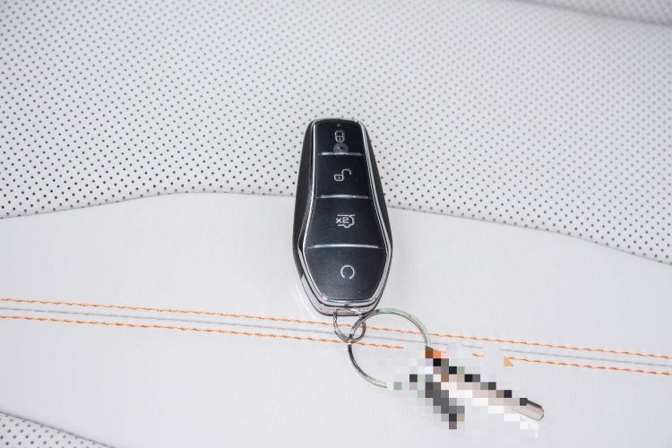 Used BYD Song PLUS New Energy 2023 Champion Edition DM-i 110KM Flagship PLUS Vehicle Key