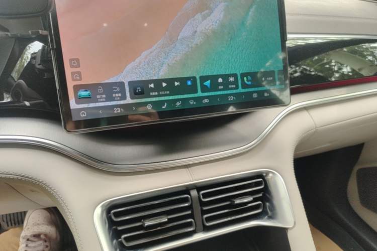 Used BYD Song PLUS New Energy 2024 Honor Edition EV 520km Premium Model Audio And AC Panel