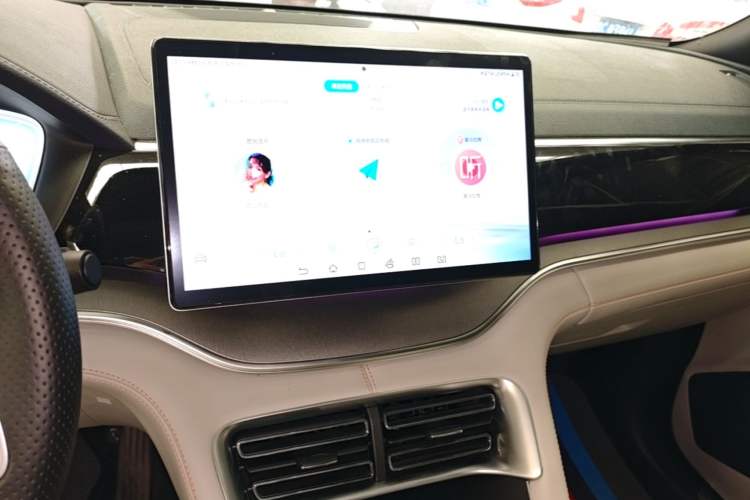 Used BYD Song PLUS New Energy 2024 HONOR Edition DM-i 150km Flagship PLUS Audio And AC Panel