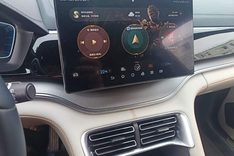 Used BYD Song PLUS New Energy 2024 HONOR Edition DM-i 150km Flagship PLUS Audio And AC Panel