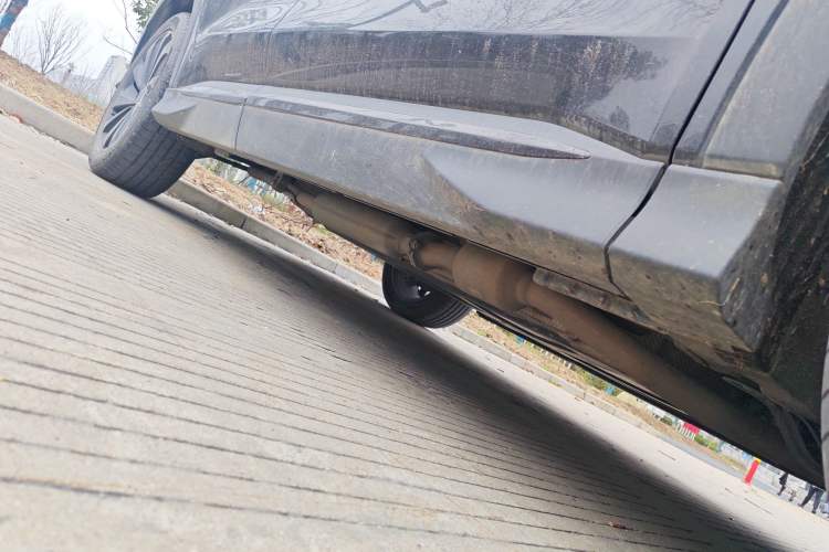 Used BYD Song PLUS New Energy 2024 HONOR Edition DM-i 110km Flagship PLUS Chassis Front Right