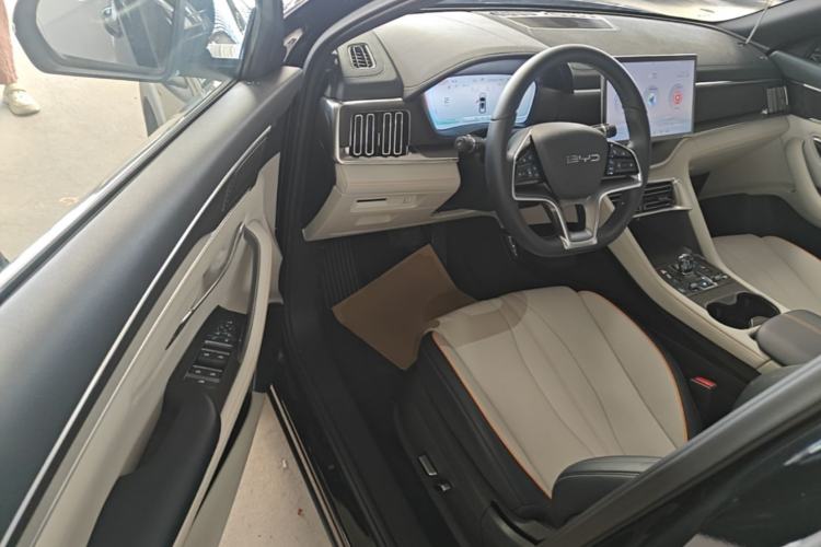 Used BYD Song PLUS New Energy 2024 HONOR Edition DM-i 110km Flagship PLUS Driver Seat